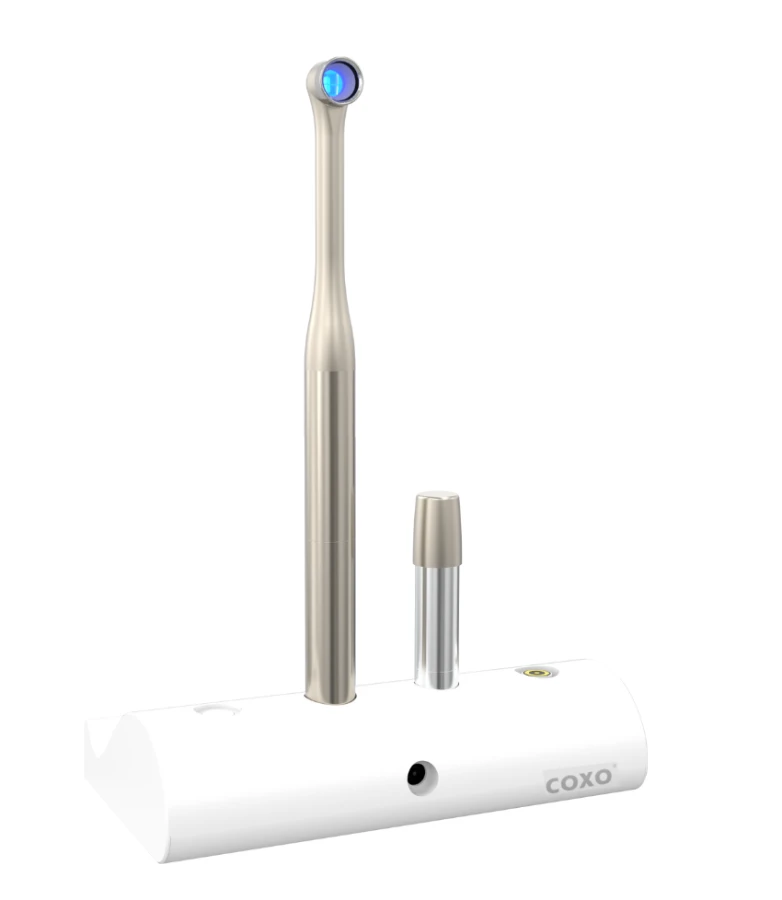 Lampa COXO DB686 Latte 2.png